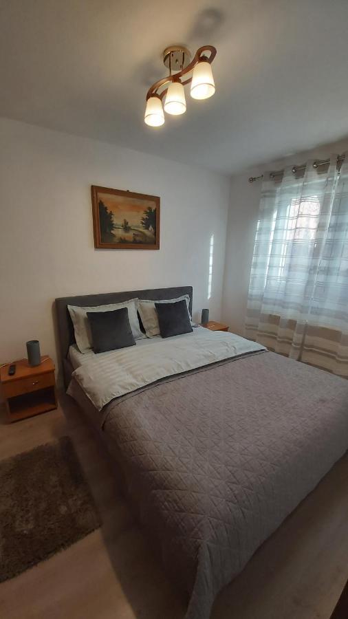 Апартаменты Relax Apartament Сату-Маре Экстерьер фото