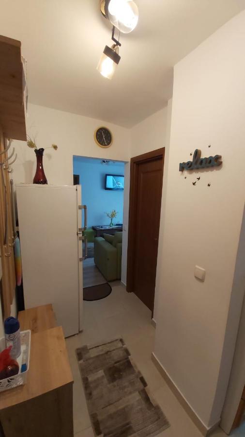 Апартаменты Relax Apartament Сату-Маре Экстерьер фото